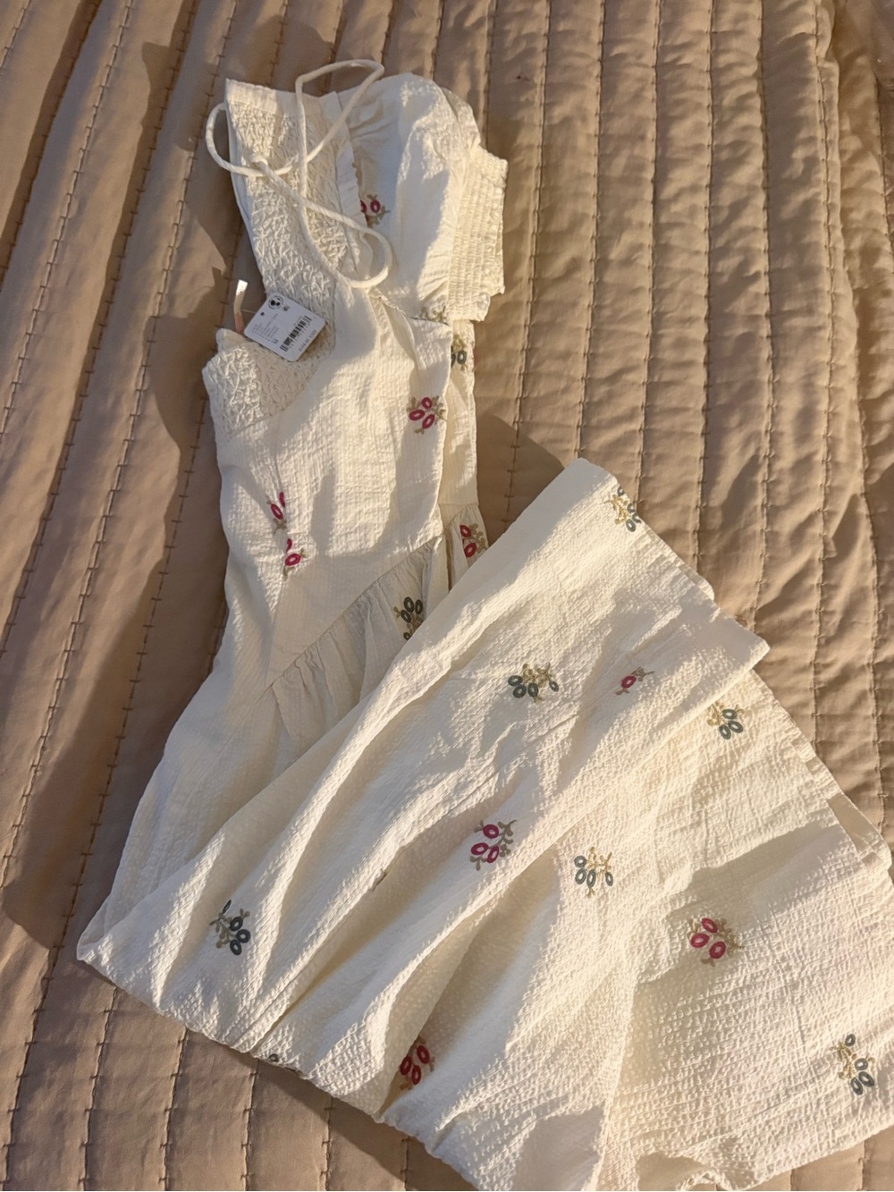 BMWT Free People Cream Floral Embroidered Puff-Sleeve Midi Dress - Picture 4 of 5